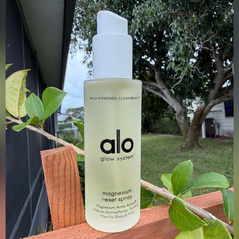 ALO Yoga Glow System Magnesium Reset Spray